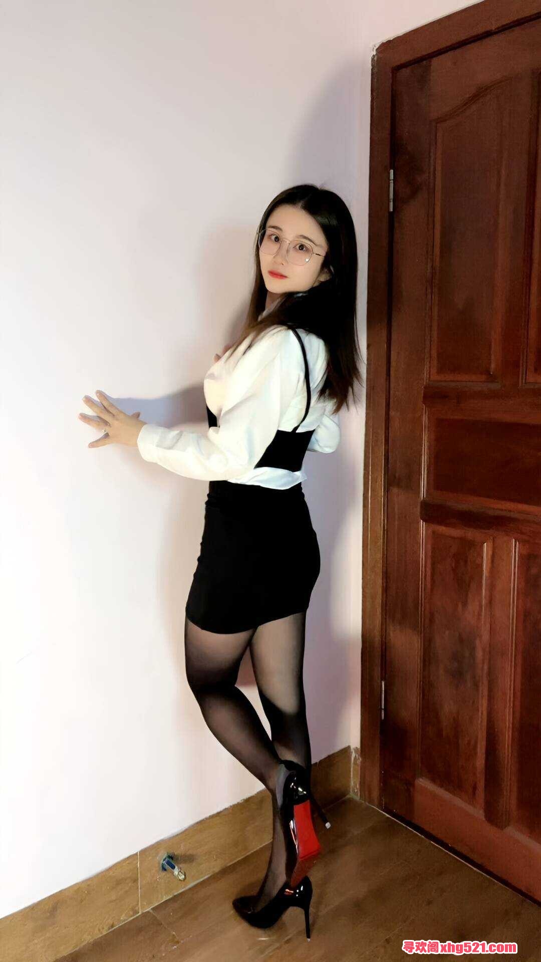 175931x4yvvuryiizkvvds.jpg