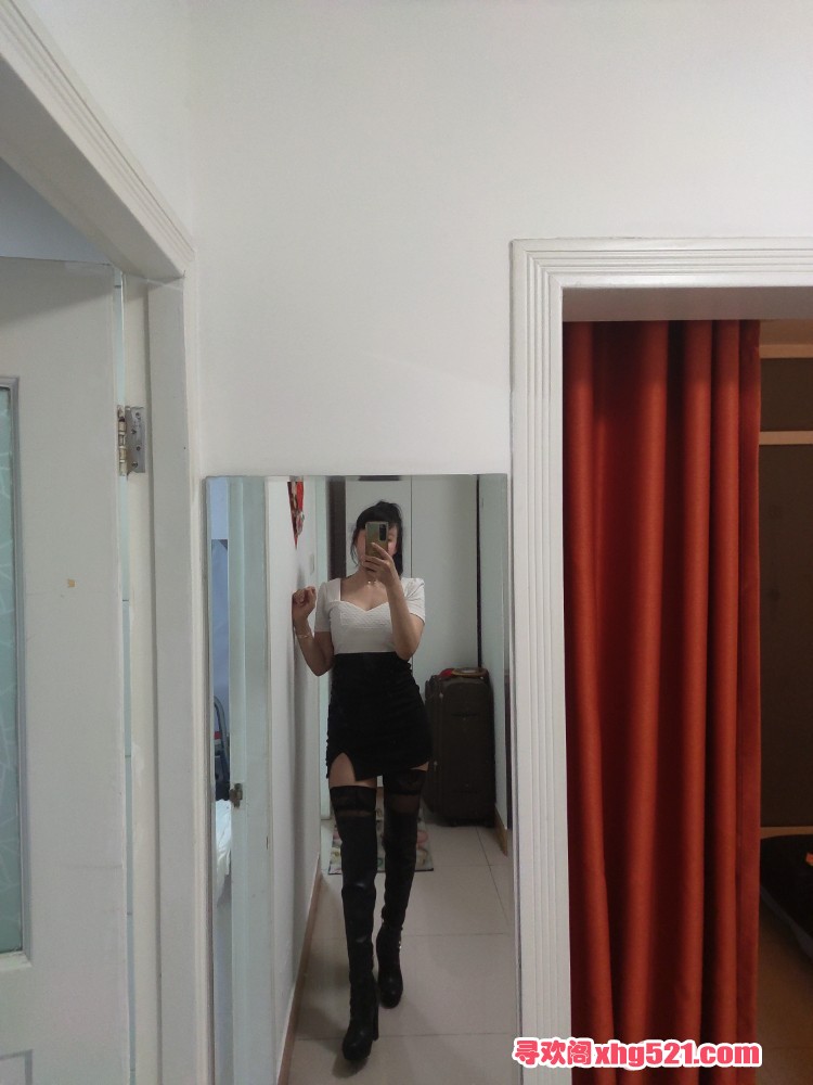 174857hynlnqnrm56lqydj.jpg