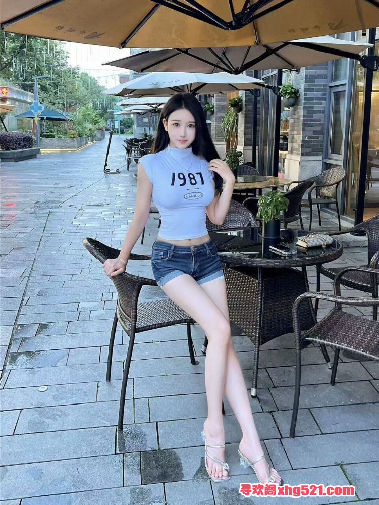 173151x2e4v42dp2cc9aq0.jpg