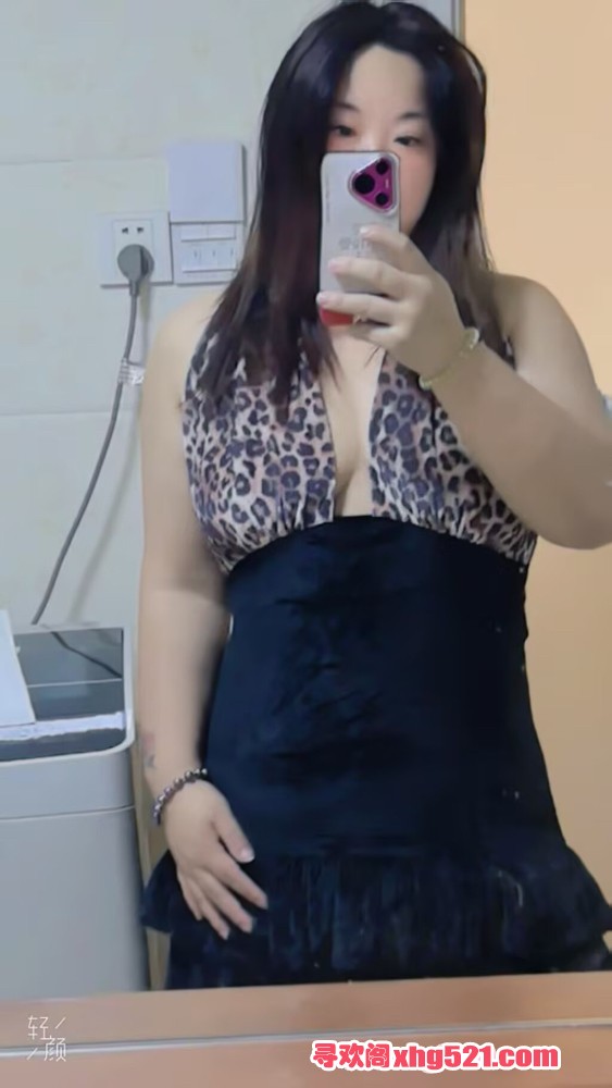 215942cb9b44f4d4p4mmec.jpeg