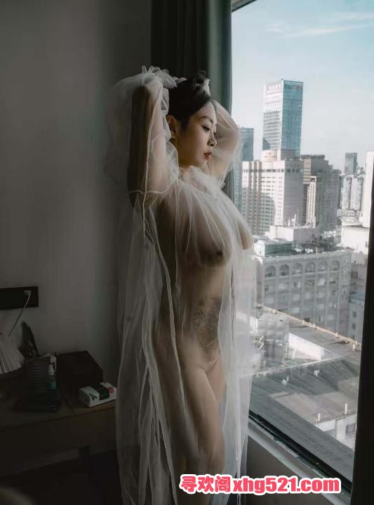 0dc63aa0-1066-4fef-8f7c-d5af330774af.jpg