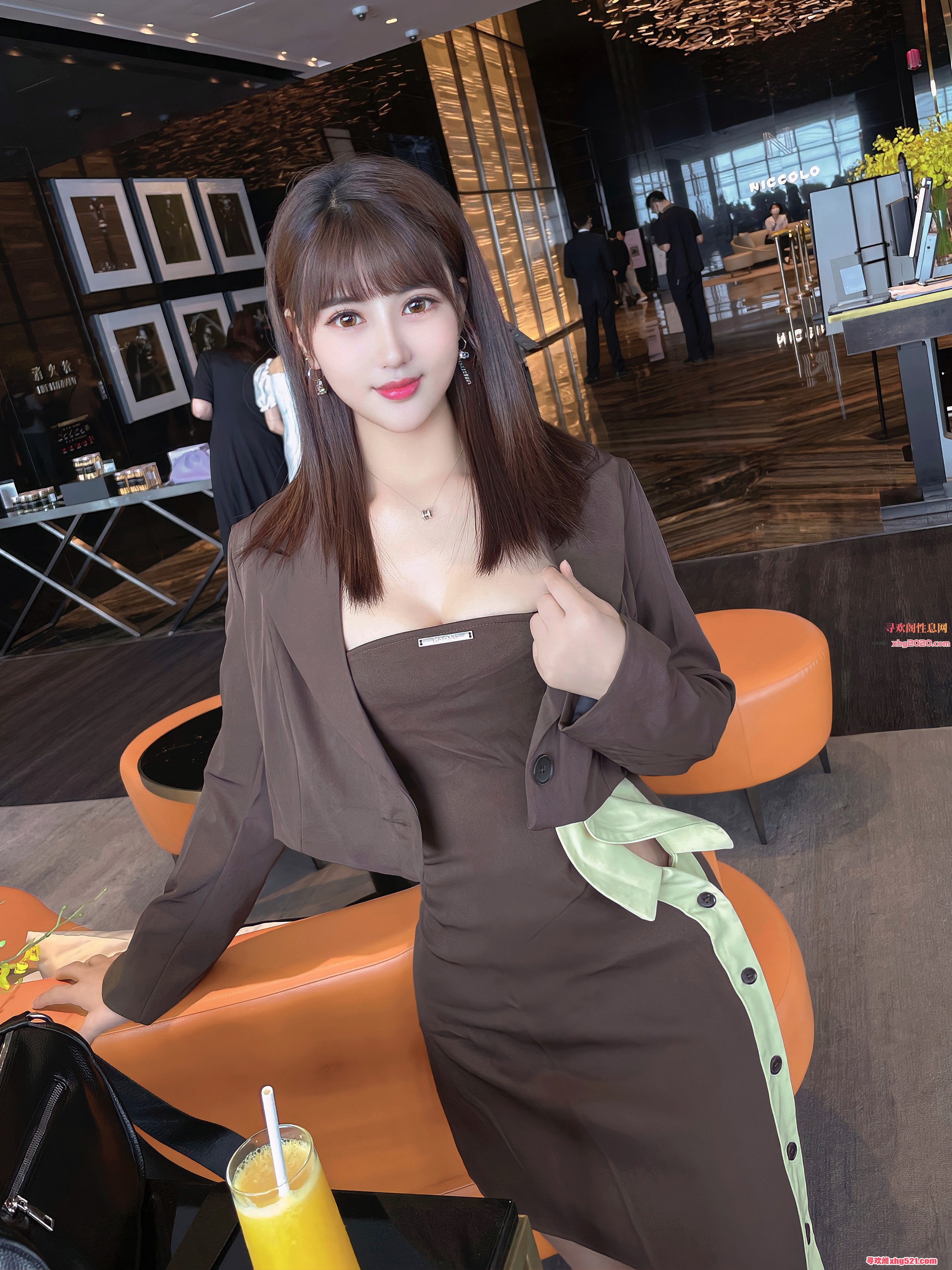 212725q9pa5zpw9yrqrpax.jpg