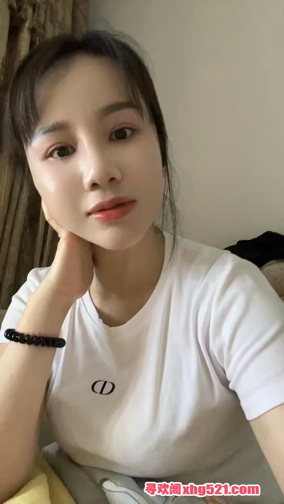 195558d6hr16rc12pfhhdy.jpeg