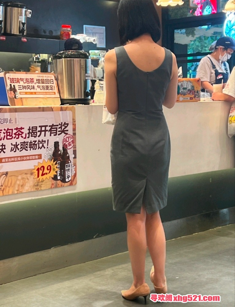 232426nnae9msdx0es0esi.jpg