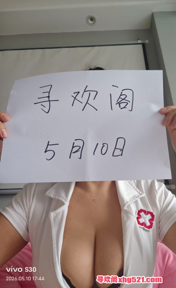 214853zrgryrcfty8affr0.jpg