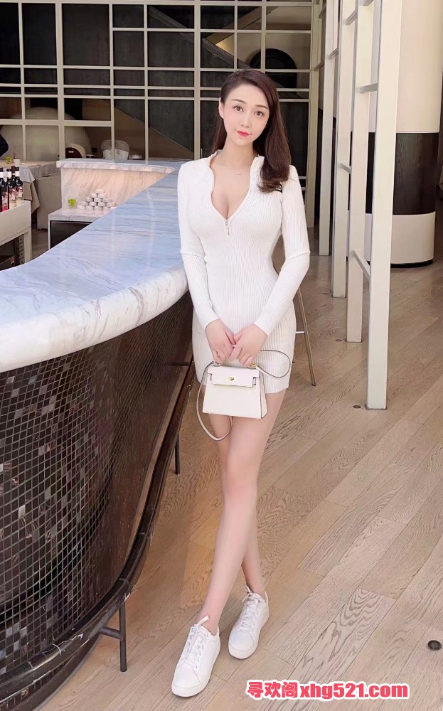 192041g688j7ymvime896c.jpg