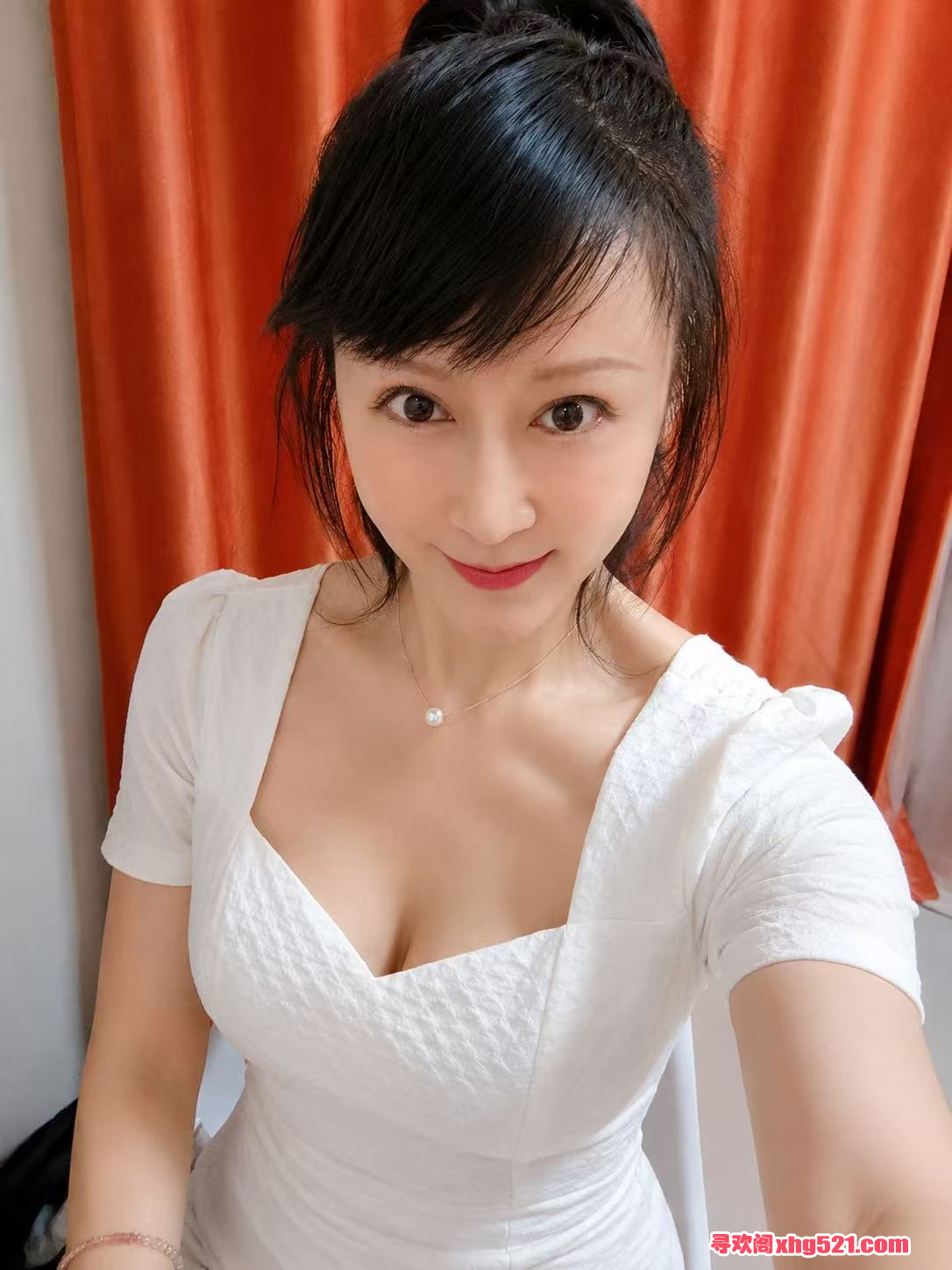 96B36A19F12F240F7AC14E0BEAB9093F.png